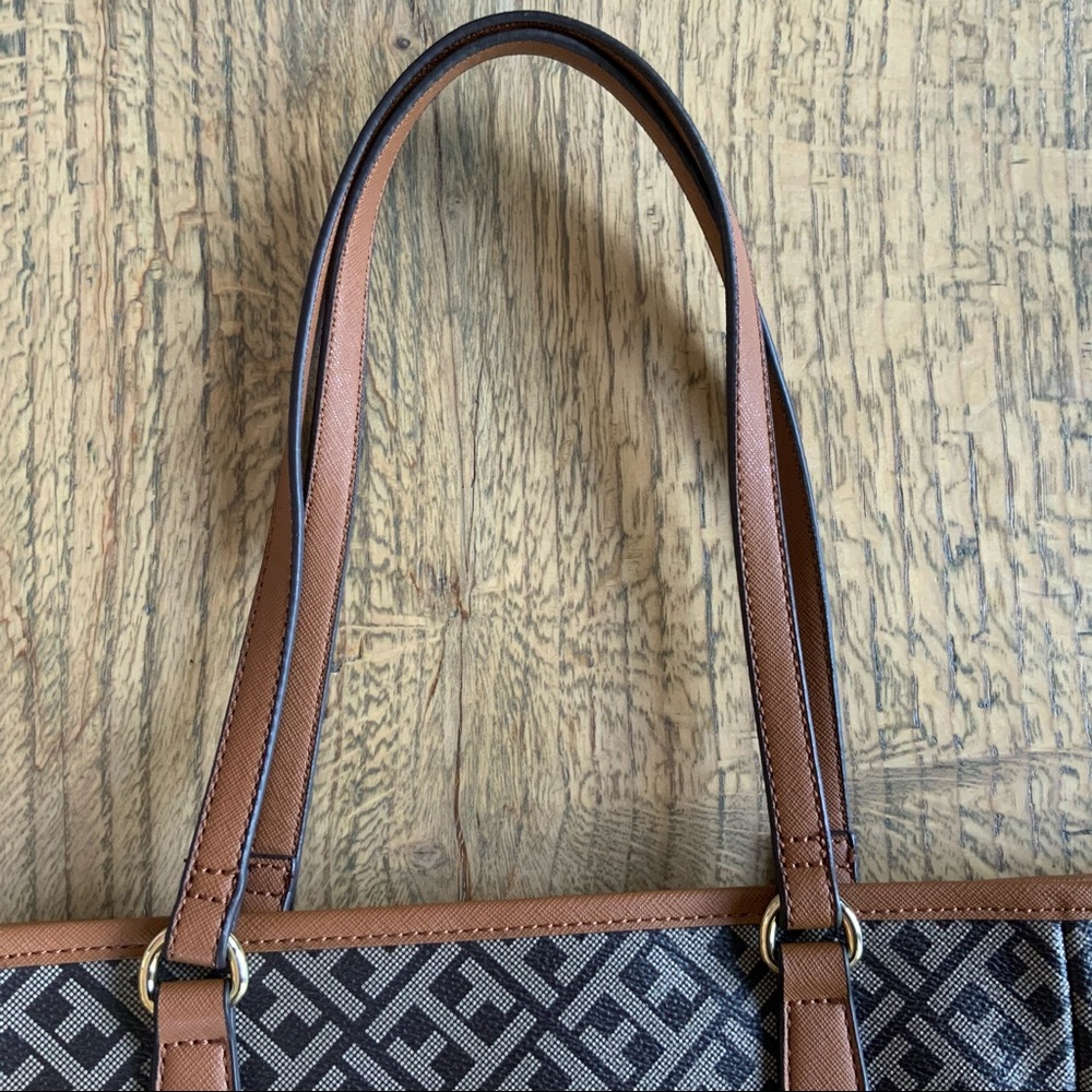 New Without Tag! Tommy Hilfiger satchel handbag - Picture 5 of 14
